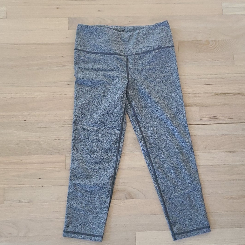 Victoria's Secret Sport Capri Leggings
